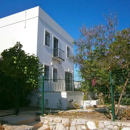 Vista Suites Apartment